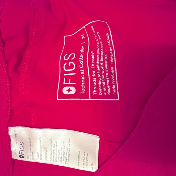 FIGS ULTRA ROSE SCRUB SET - Picture 3 of 4